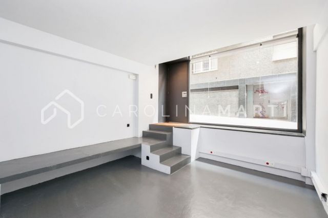 Local con altillo en alquiler en Galvany, Barcelona