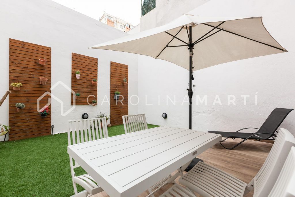 Apartment with terrace and garden for sale in Les Corts, Barcelona
