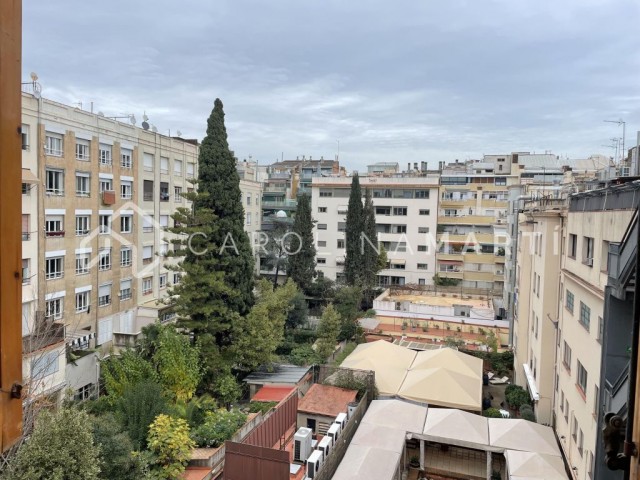 Flat in a classic building for sale in Sant Gervasi, Barcelona