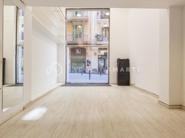 Commercial premises for sale on Puigmartí Street
