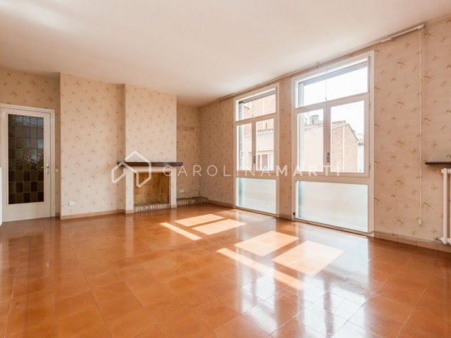 Piso amplio en venta en Gavà, Rambla de Joaquim Vayreda
