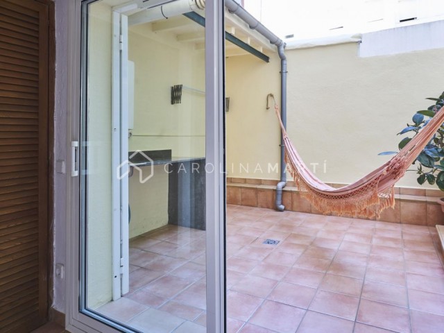 Appartement à vendre à Plaça de Herenni avec terrasse et beaucoup de lumière — Idéal pour vivre ou investir