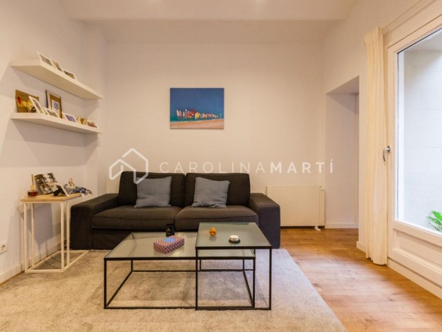 Piso con terraza en venta en Plaza Molina – 2 dormitorios, cocina abierta y mucha luz natural