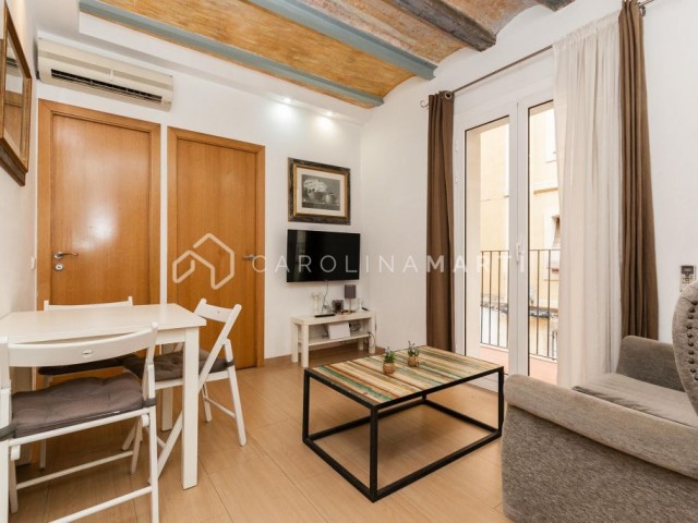 Furnished duplex apartment near the beach in Barceloneta, Barcelona