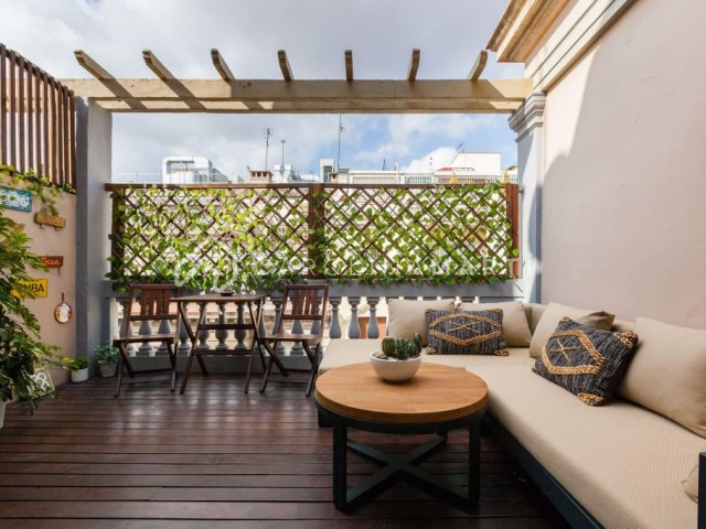 Ático en venta en Sarrià–Sant Gervasi, Barcelona | Exclusiva propiedad con dos terrazas junto al Mercat Galvany