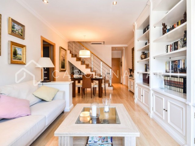 Duplex penthouse with terrace for rent, in Les Corts, Barcelona