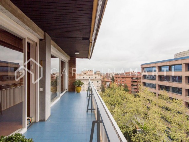 Penthouse avec piscine à vendre à Galvany, Barcelone