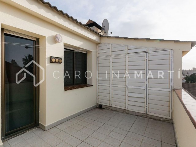 Casa con terraza en alquiler en Sant Just Desvern, Barcelona
