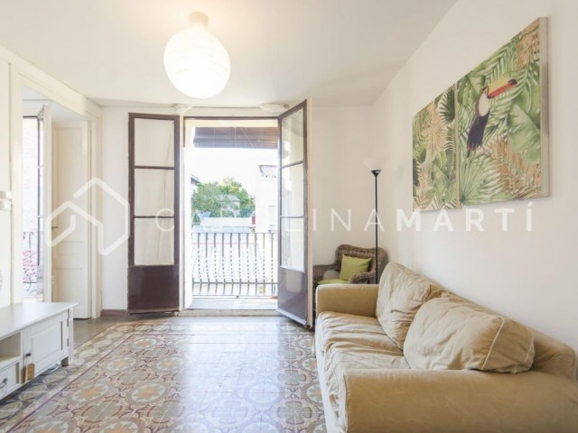 Furnished flat with balcony for rent in Sants, Barcelona