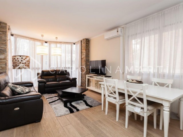 Air-conditioned flat for sale in Sant Martí, Barcelona.