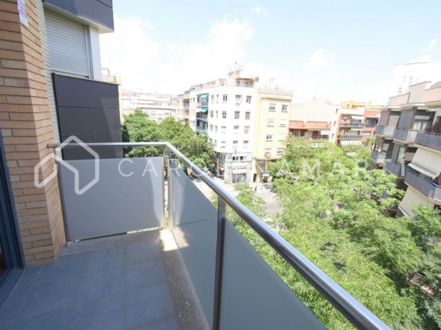 Piso amueblado con terraza en alquiler en Sant Andreu, Barcelona