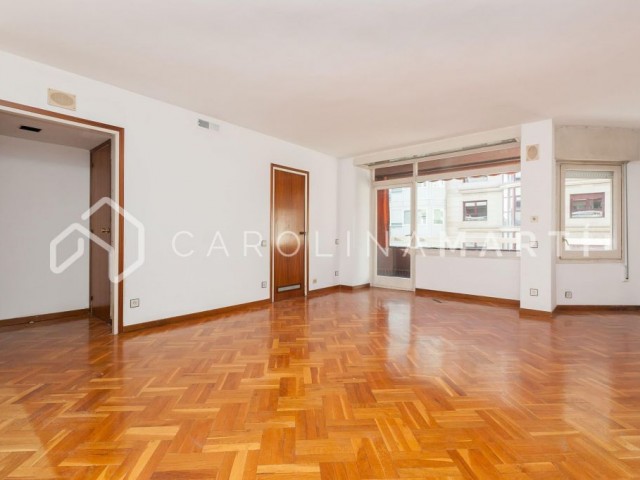 Flat with terrace for rent in Gràcia, Barcelona