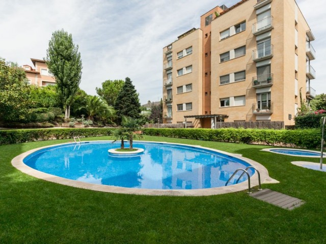 Appartement avec jardin à louer à Esplugues de Llobregat, Barcelone